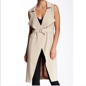 Harlowe & Graham Jackets & Coats - Harlowe & Graham sleeveless trench Harlowe & Graham Jackets & Coats - Harlowe & Graham sleeveless trench